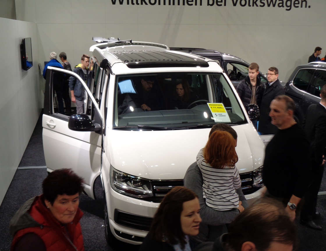 VOLKSWAGEN NUTZFAHRZEUGE